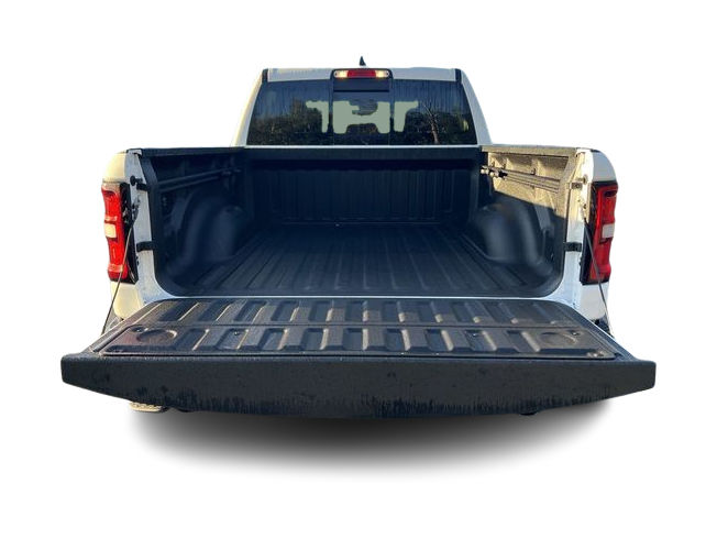 Thumbnail: 2026 RAM 1500 - 17