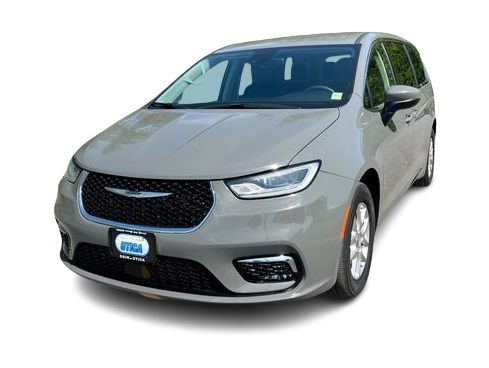 Thumbnail: 2023 Chrysler Pacifica - 6