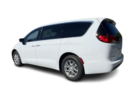 Thumbnail: 2027 Chrysler Pacifica - 4