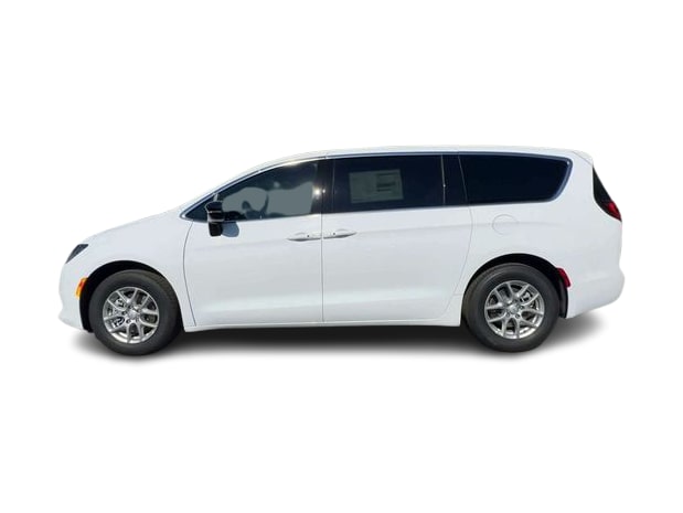 Thumbnail: 2027 Chrysler Pacifica - 3