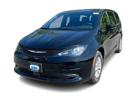 Thumbnail: 2027 Chrysler Pacifica - 6