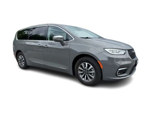 Thumbnail: 2022 Chrysler Pacifica - 21