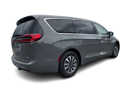 Thumbnail: 2022 Chrysler Pacifica - 23