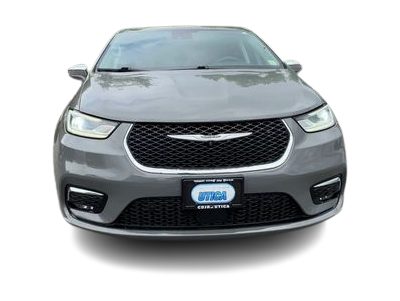 Thumbnail: 2022 Chrysler Pacifica - 6