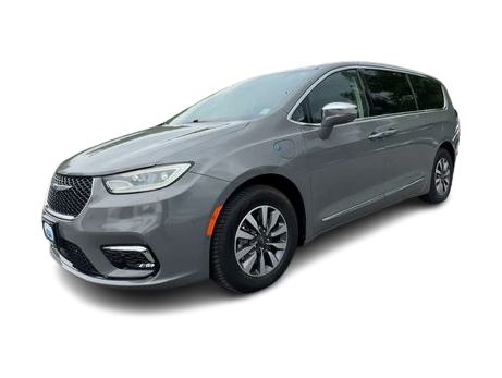 Thumbnail: 2022 Chrysler Pacifica - 22