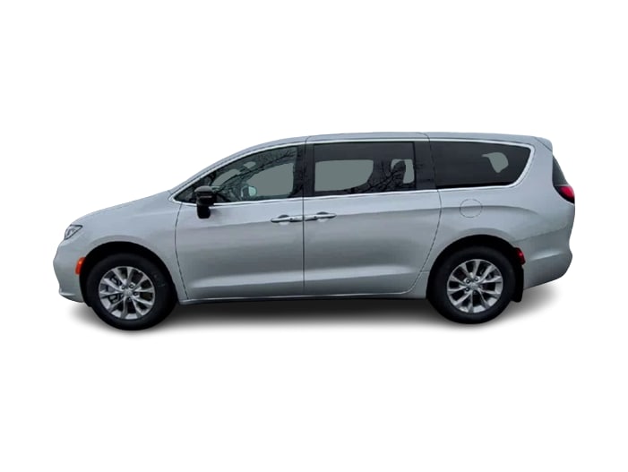 Thumbnail: 2026 Chrysler Pacifica - 3