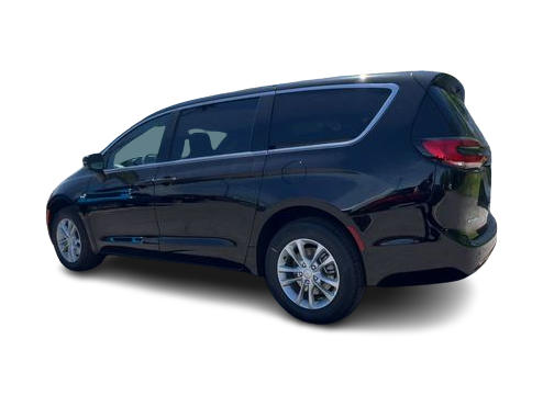 Thumbnail: 2027 Chrysler Pacifica - 4
