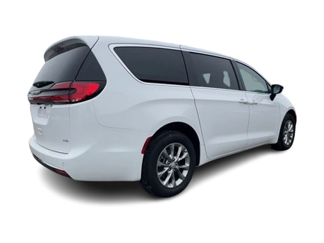 Thumbnail: 2026 Chrysler Pacifica - 23