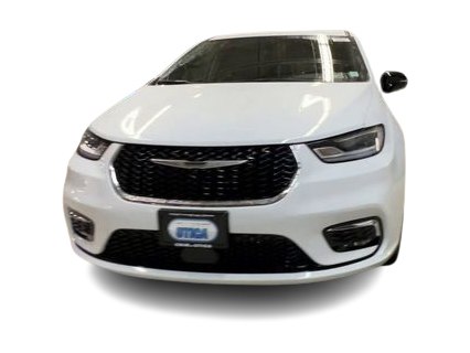 Thumbnail: 2026 Chrysler Pacifica - 6