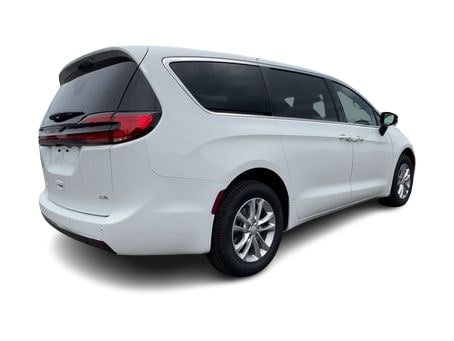 Thumbnail: 2027 Chrysler Pacifica - 23