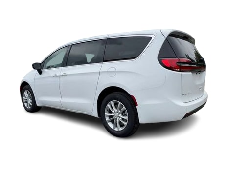 Thumbnail: 2027 Chrysler Pacifica - 4