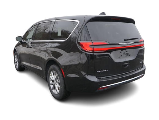 Thumbnail: 2026 Chrysler Pacifica - 21