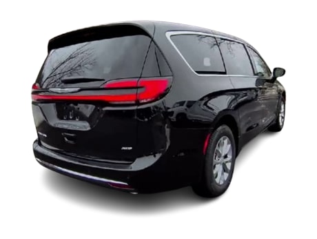 Thumbnail: 2026 Chrysler Pacifica - 19