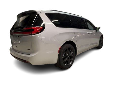 Thumbnail: 2026 Chrysler Pacifica - 22