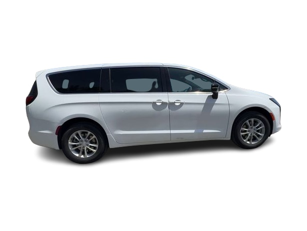 Thumbnail: 2027 Chrysler Pacifica - 24