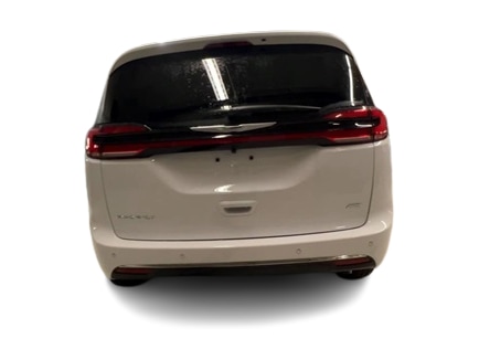 Thumbnail: 2026 Chrysler Pacifica - 5
