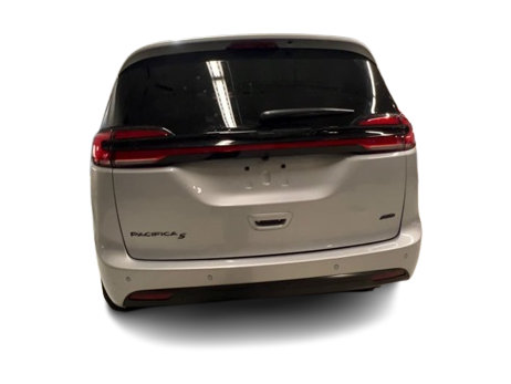 Thumbnail: 2026 Chrysler Pacifica - 5