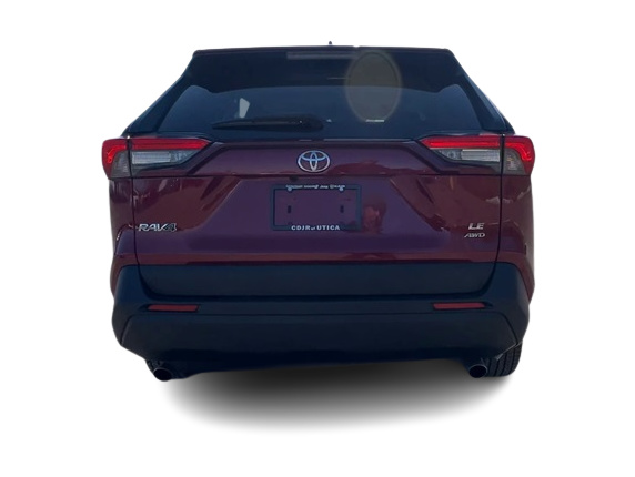 2021 Toyota RAV4 LE 5