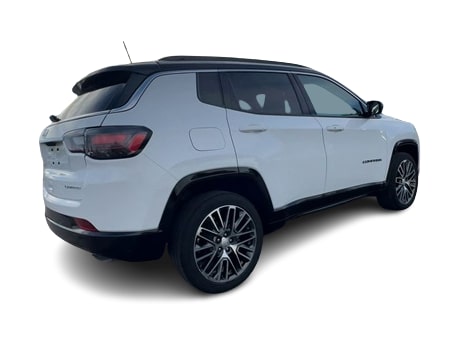 Thumbnail: 2022 Jeep Compass - 23