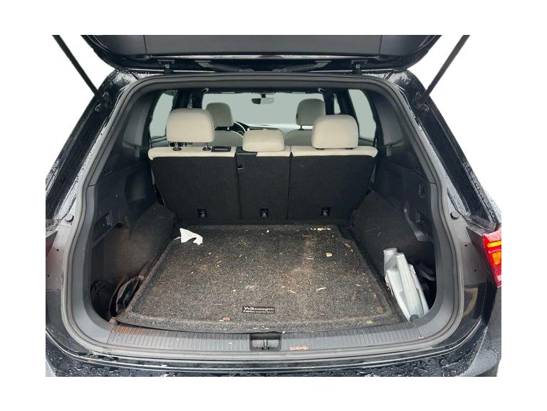 Thumbnail: 2021 Volkswagen Tiguan - 18