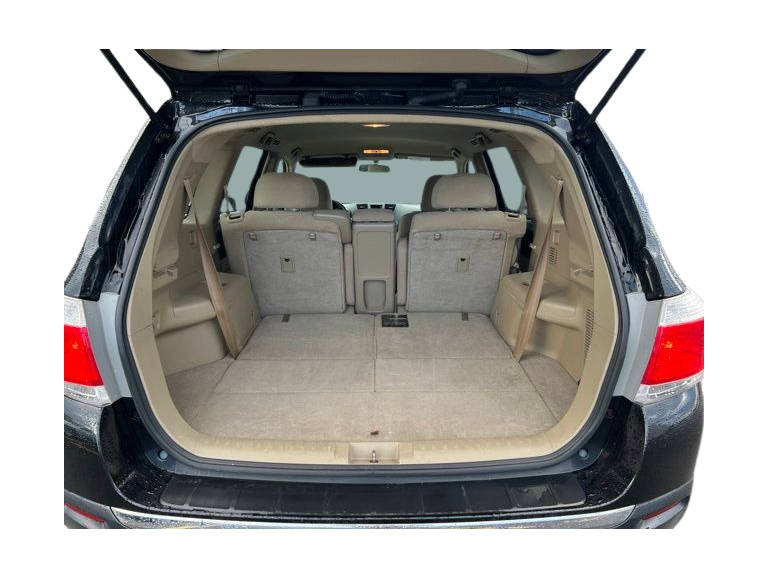 Thumbnail: 2013 Toyota Highlander - 17