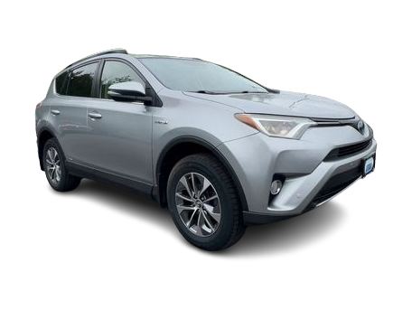 Thumbnail: 2018 Toyota RAV4 - 21