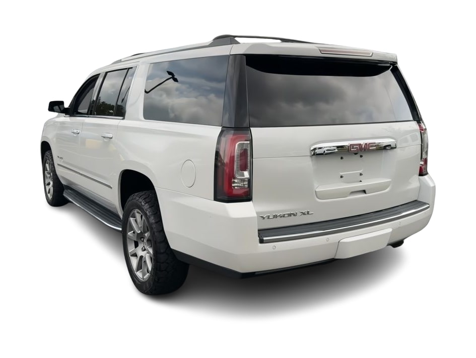 Thumbnail: 2019 GMC Yukon XL - 4