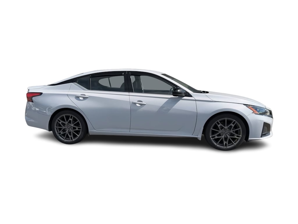 Thumbnail: 2023 Nissan Altima - 23