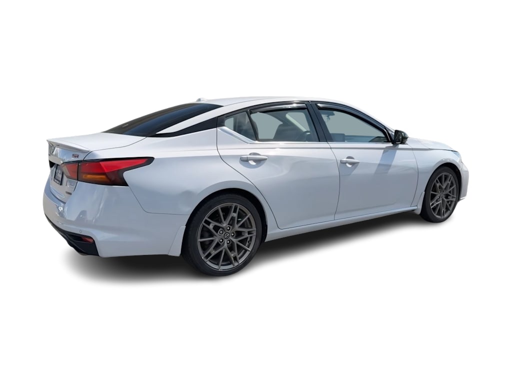 Thumbnail: 2023 Nissan Altima - 22