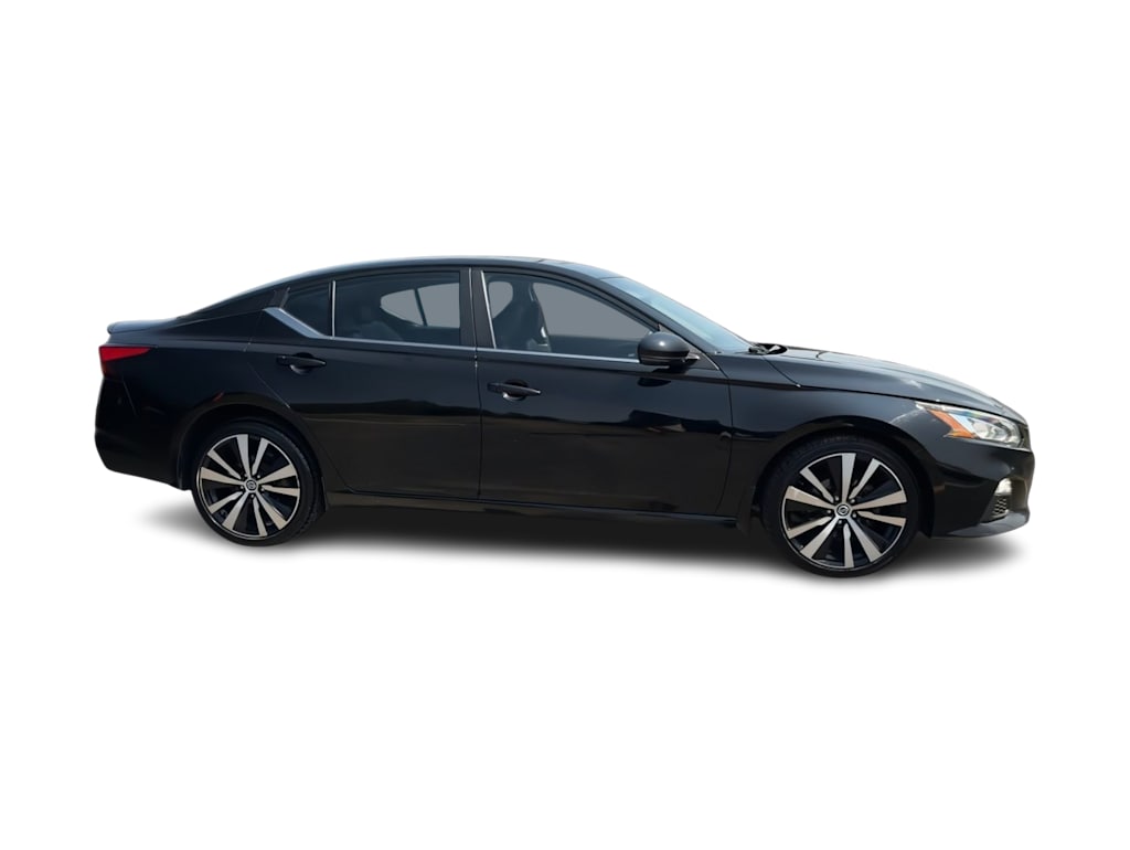 Thumbnail: 2020 Nissan Altima - 24