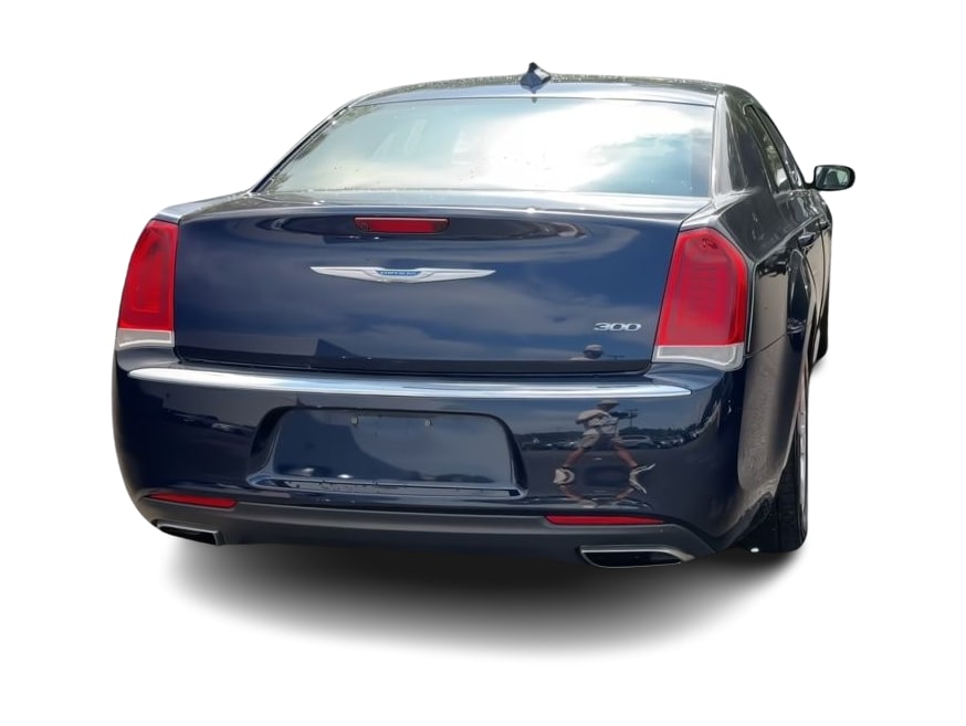 Thumbnail: 2017 Chrysler 300 - 20
