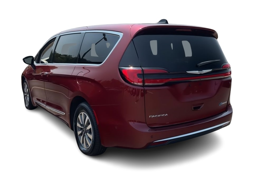 Thumbnail: 2023 Chrysler Pacifica - 4