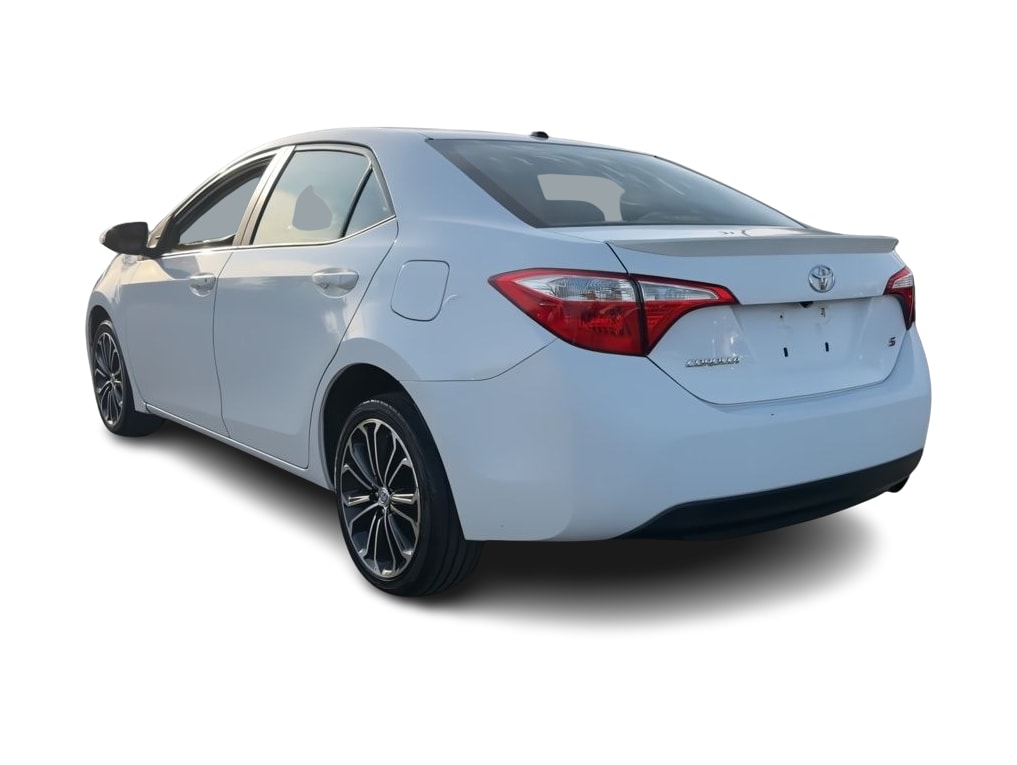 Thumbnail: 2015 Toyota Corolla - 4
