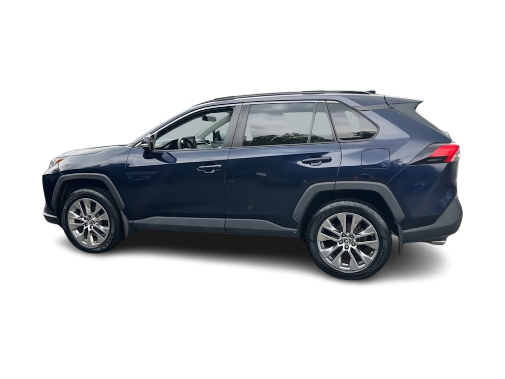 Thumbnail: 2019 Toyota RAV4 - 21