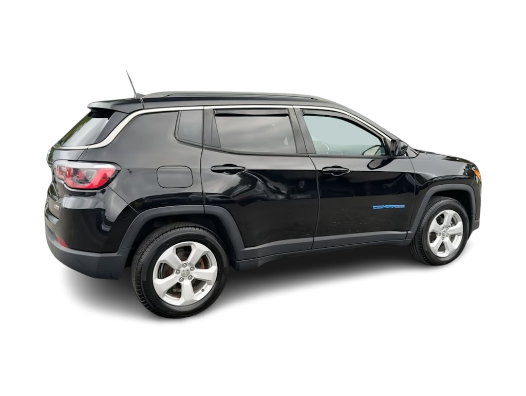 Thumbnail: 2018 Jeep Compass - 23