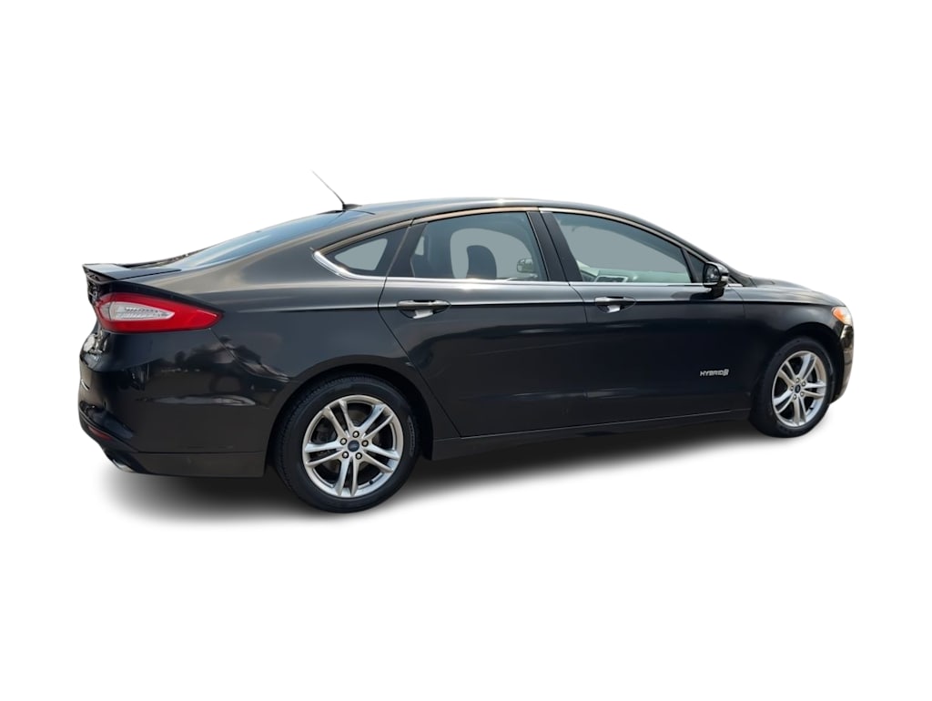 Thumbnail: 2015 Ford Fusion - 24