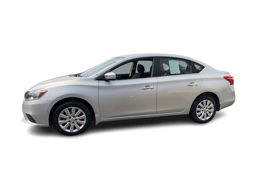 Thumbnail: 2016 Nissan Sentra - 3