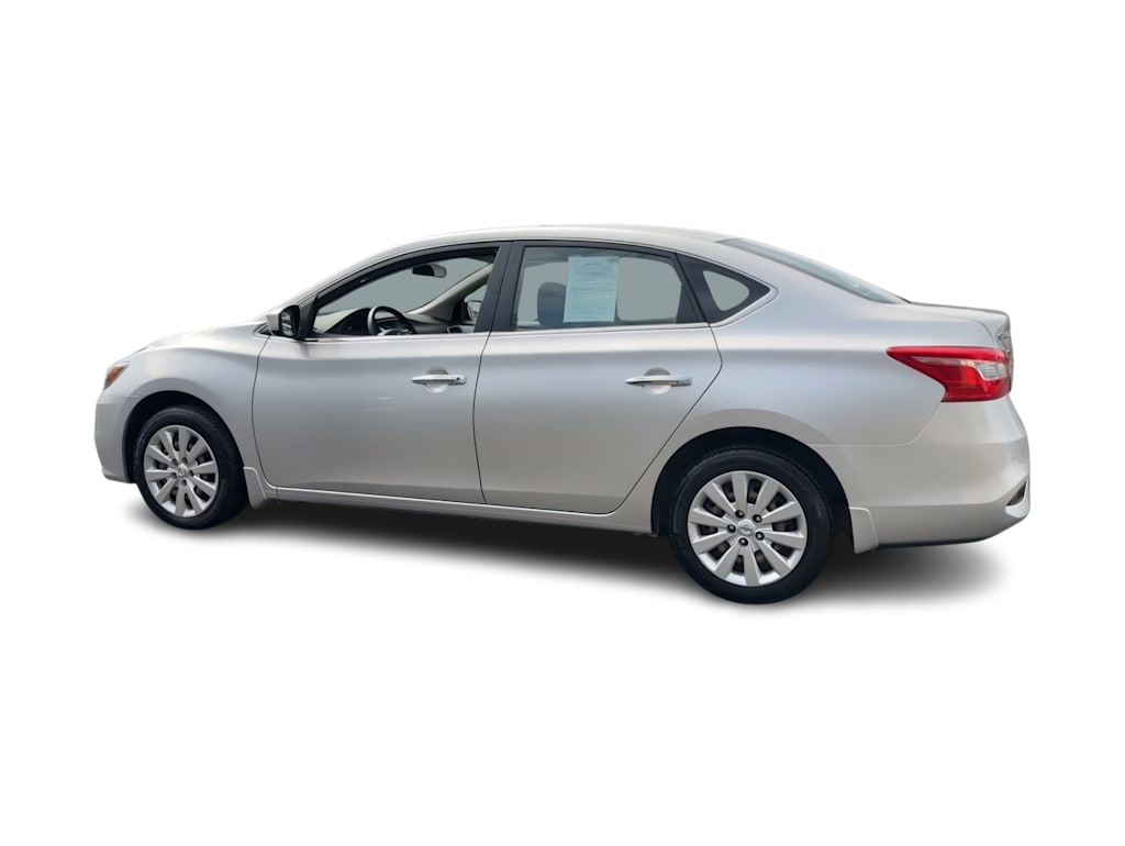 Thumbnail: 2016 Nissan Sentra - 22