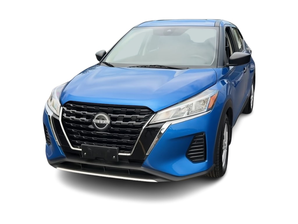 Thumbnail: 2023 Nissan Kicks - 4