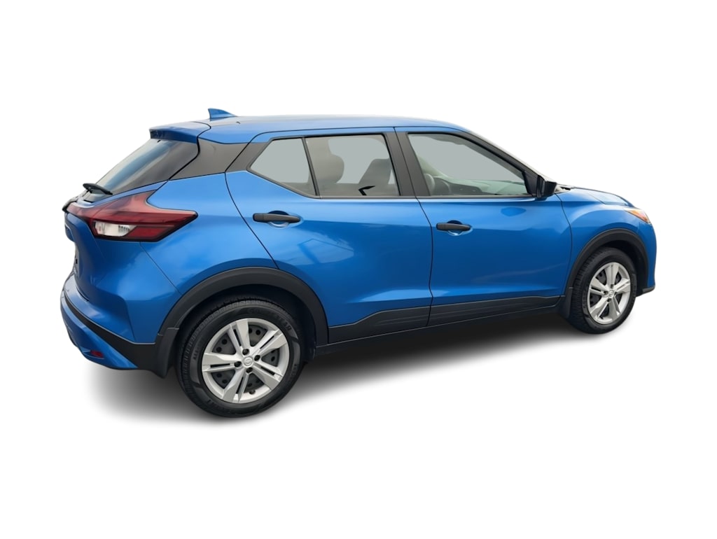 Thumbnail: 2023 Nissan Kicks - 23