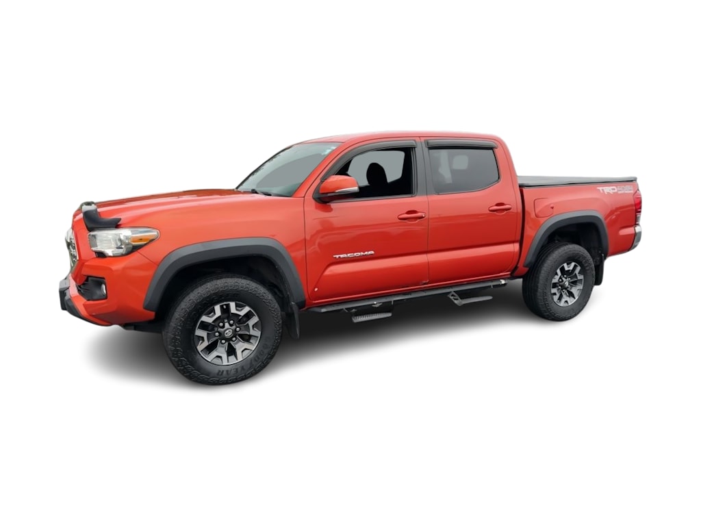 Thumbnail: 2016 Toyota Tacoma - 3