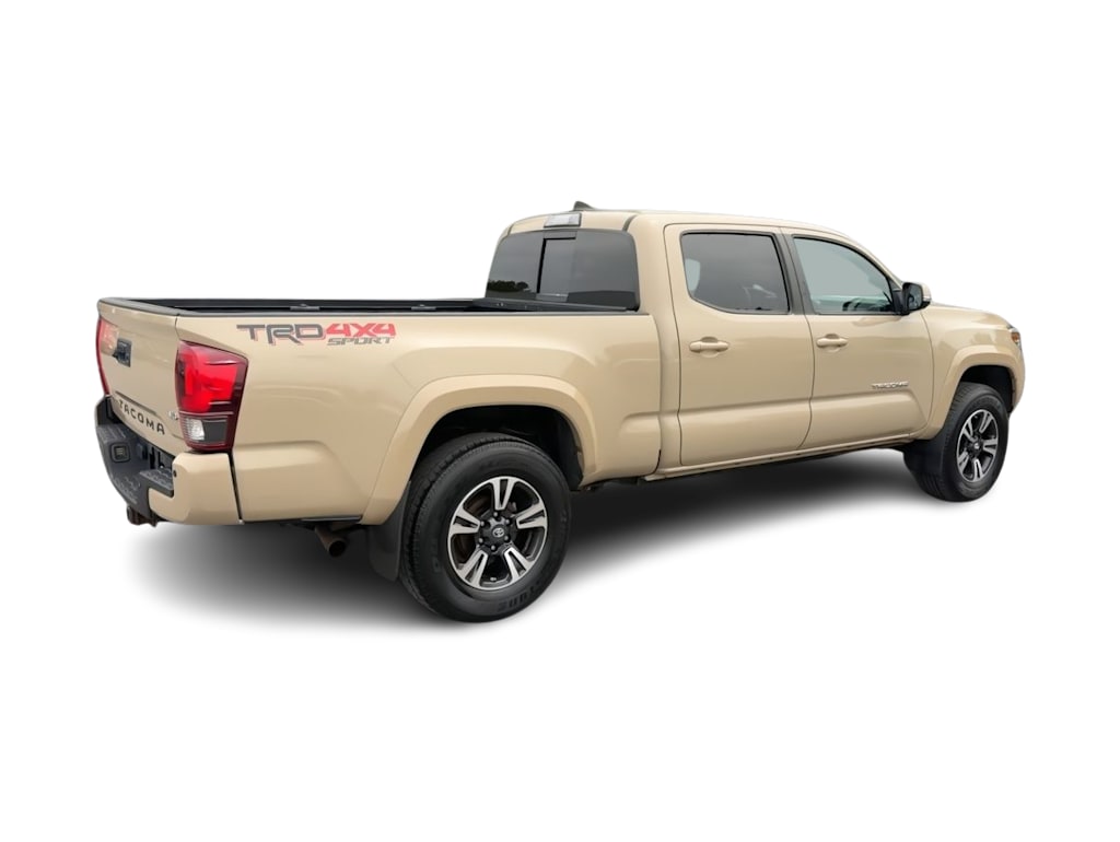 Thumbnail: 2019 Toyota Tacoma - 22