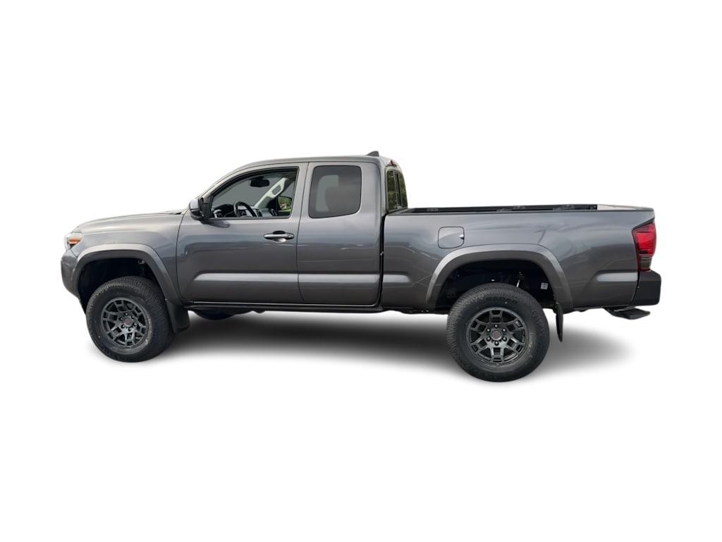 Thumbnail: 2021 Toyota Tacoma - 20