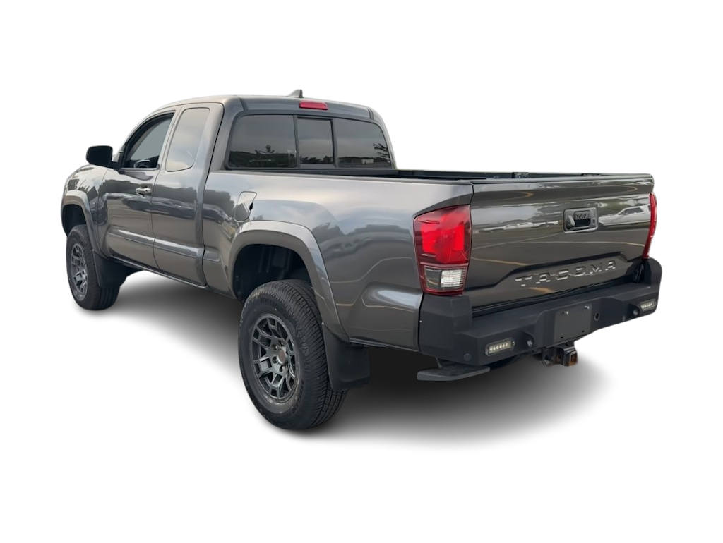 Thumbnail: 2021 Toyota Tacoma - 4