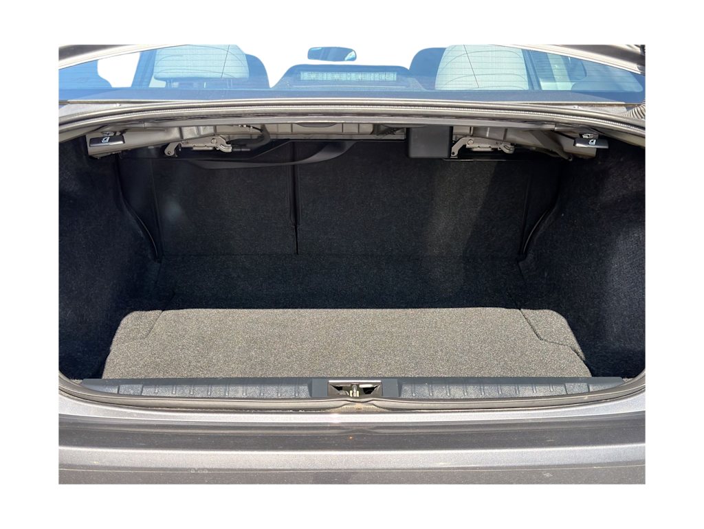 Thumbnail: 2018 Subaru Legacy - 16