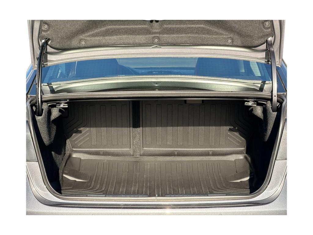 Thumbnail: 2025 Subaru Legacy - 17