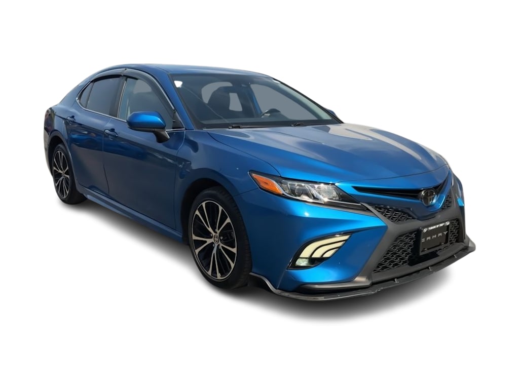 Thumbnail: 2020 Toyota Camry - 21