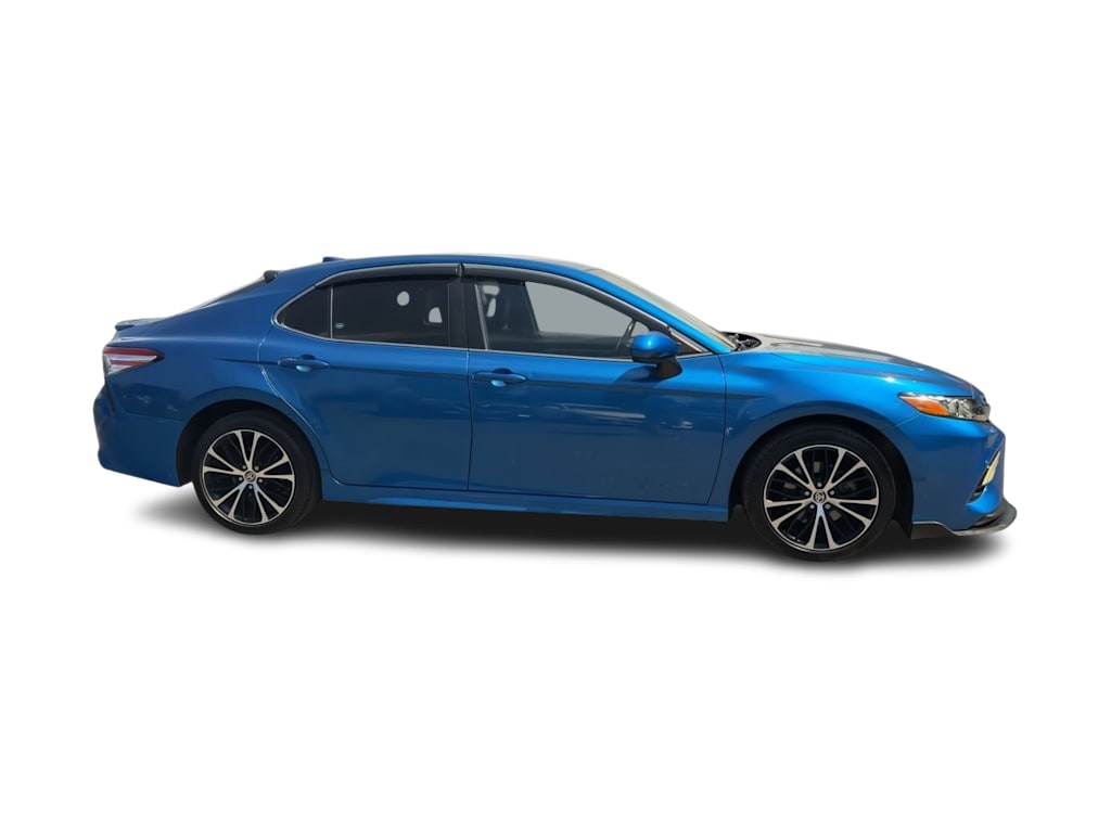 Thumbnail: 2020 Toyota Camry - 24