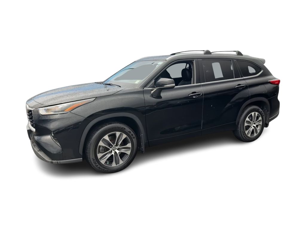 Thumbnail: 2021 Toyota Highlander - 3