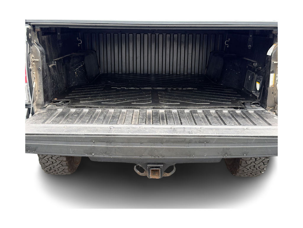 Thumbnail: 2020 Toyota Tacoma - 17